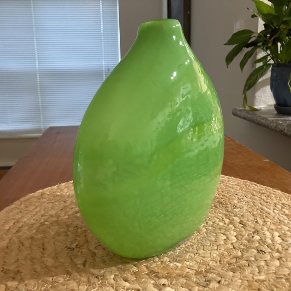 Vase - Picture 3 of 3